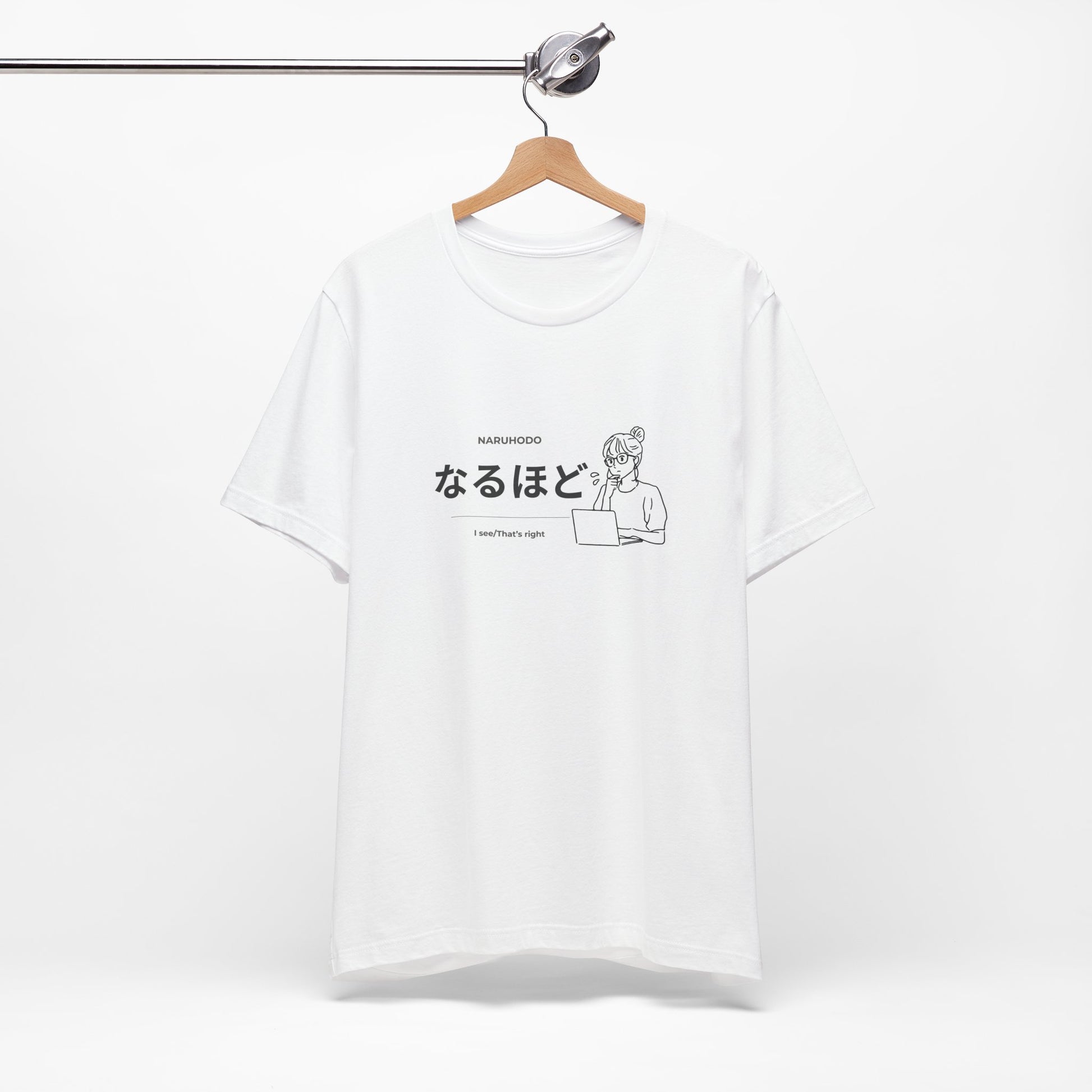 Kawaii Japanese learner tee with なるほど design and illustrated girl at laptop — Benkyo Club